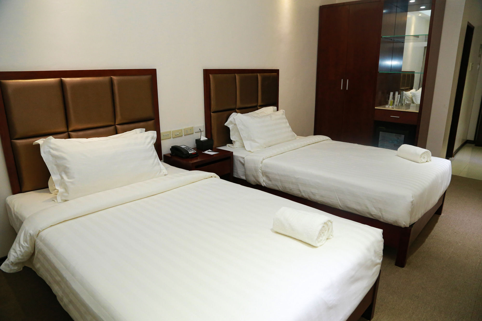 Big Hotel Cebu Exterior foto